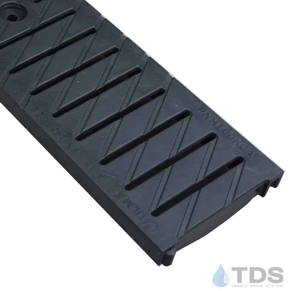 494 PNH100KCAM black plastic slotted ulma grate