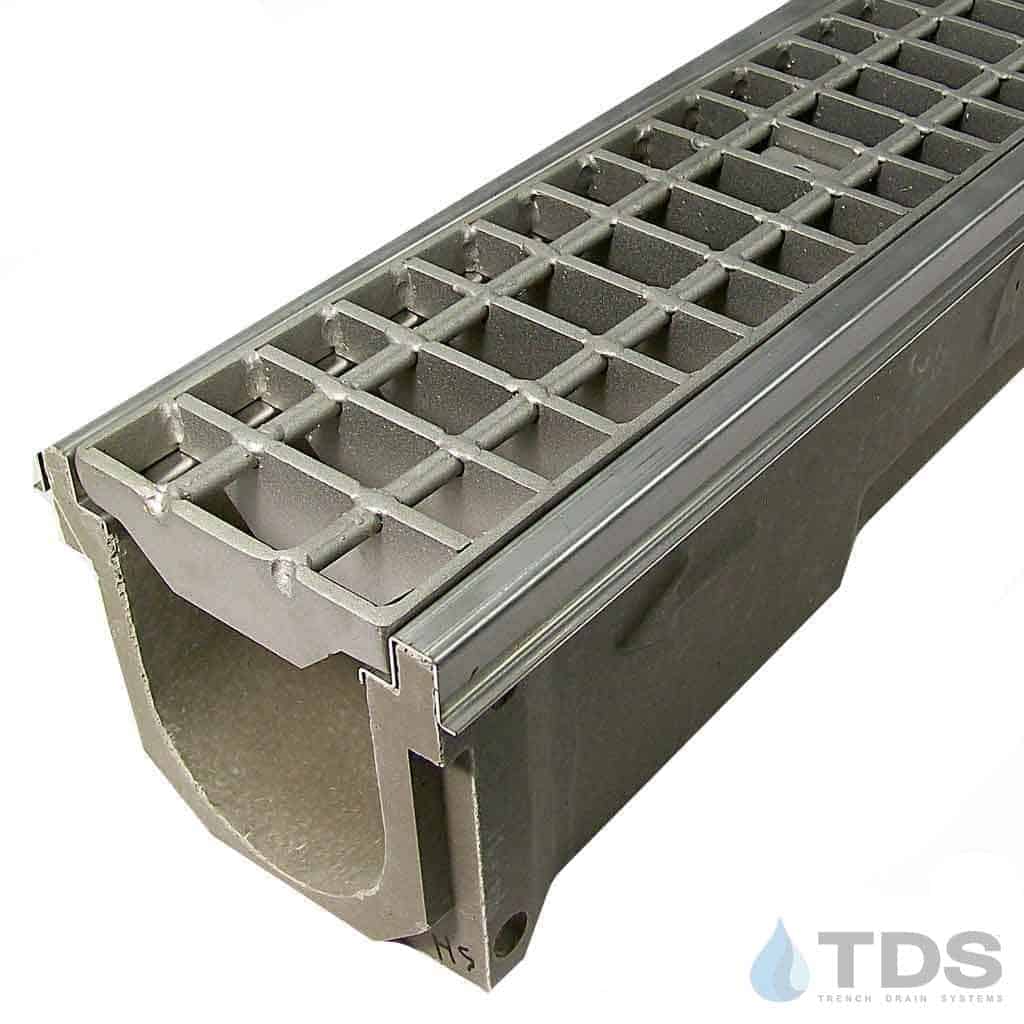 Polycast-w-SS-HD-Bar-Grate-SS-edging2-DK