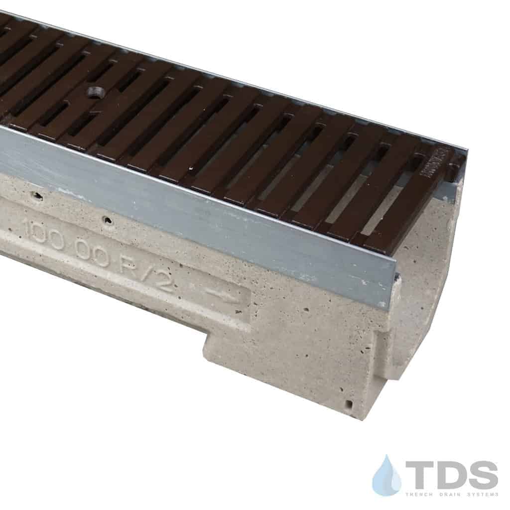 U100K-RegularJoe-boof Ironage deco cast iron grate polymer concrete ULMA channel galv edge