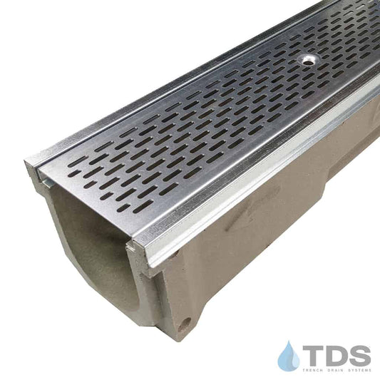 POLYCAST 600 with DG0621 Galv Edging and SLOT grate