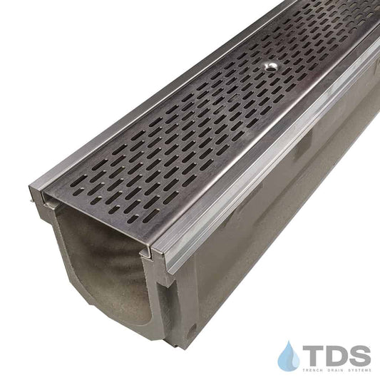 POLYCAST 600 with DG0631 SS Edge and SLOT grate