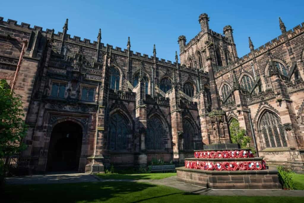Chester-Cathedral-michael-d-beckwith-yIo6z9HjjQs-unsplash