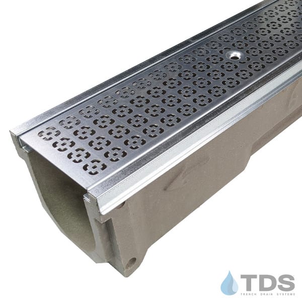 POLYCST 600 with DG0623 Galv Edge and Galv SQUARE DECO grate